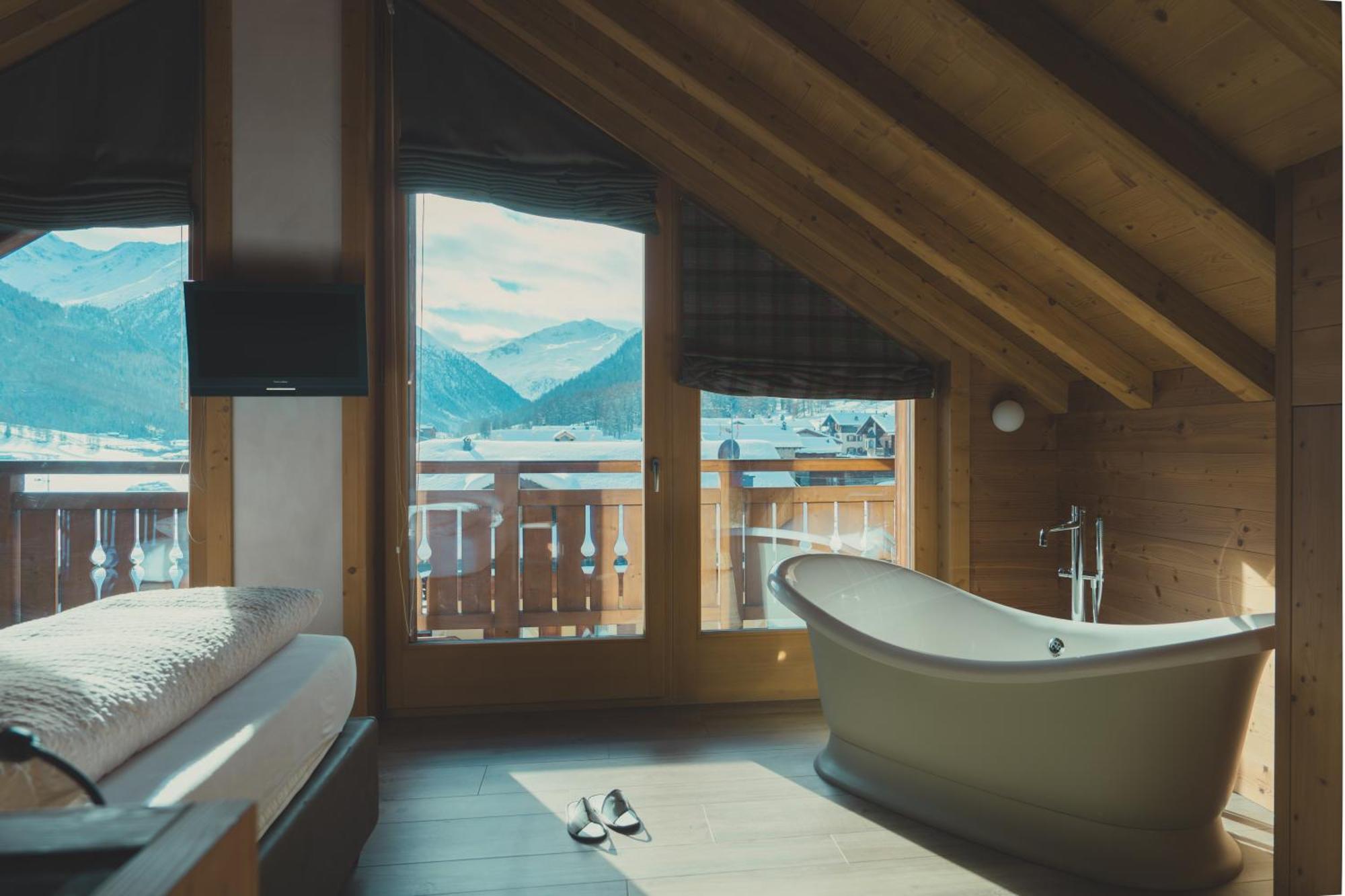 Hotel Amerikan 4*