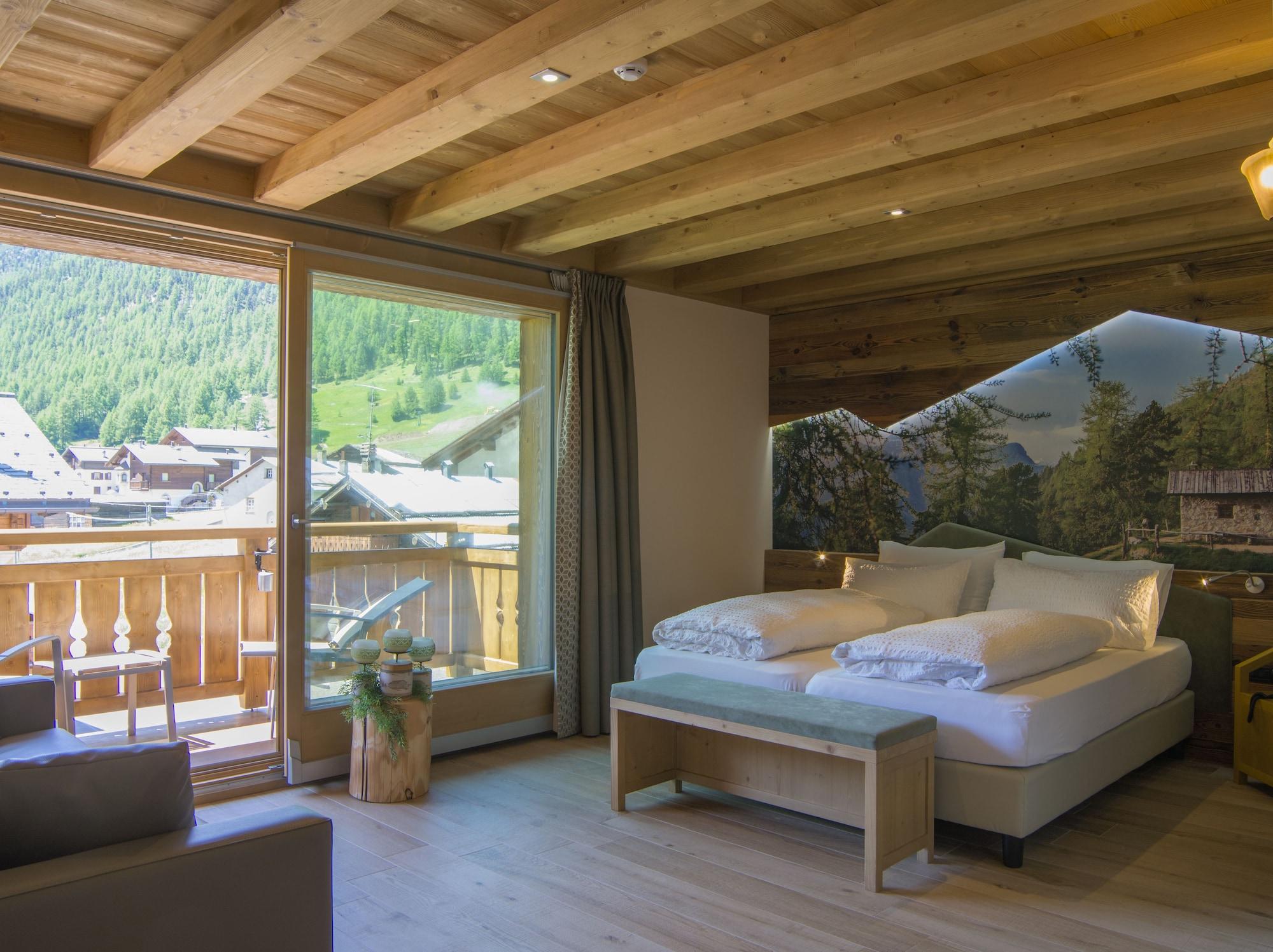 Hotel Amerikan 4*