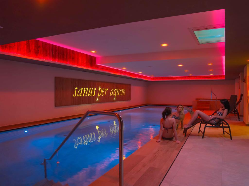 Hotel Amerikan 4*